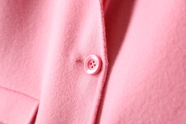 růžový kabát